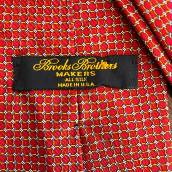 Brooks Brothers Makers Mens Tie 100% Silk Classic Chain Link Red Blue Yellow USA - Picture 5 of 8